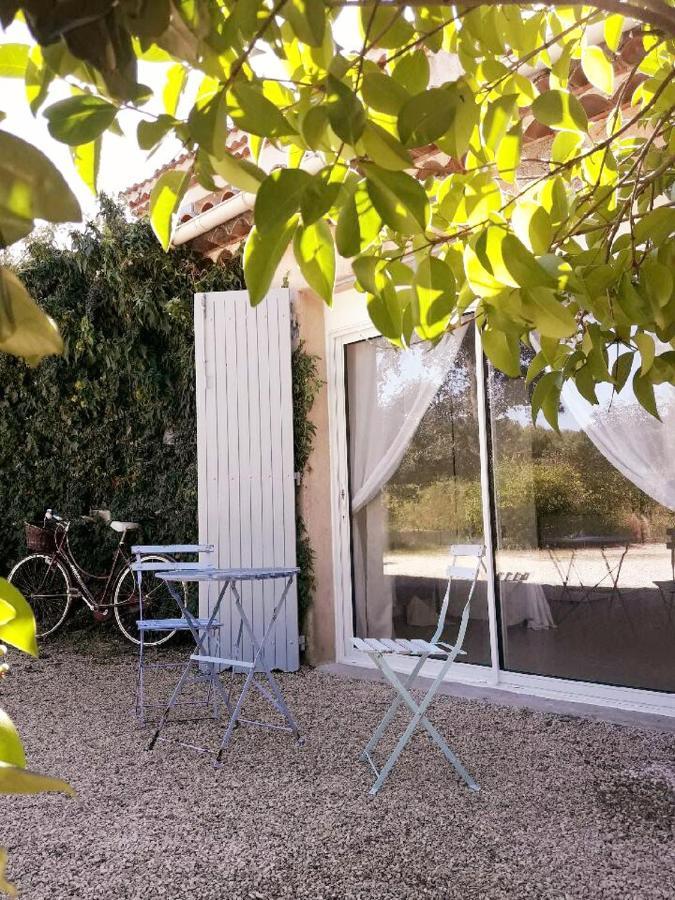 Studio Avec Jardin Entre Aix-En-Provence, Luberon Et Verdon Peyrolles-en-Provence Екстер'єр фото